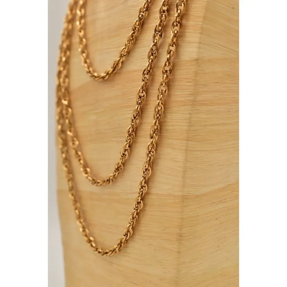 Monet stunning necklace